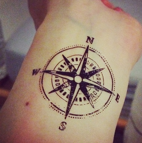 Kompas tatoveringsdesign