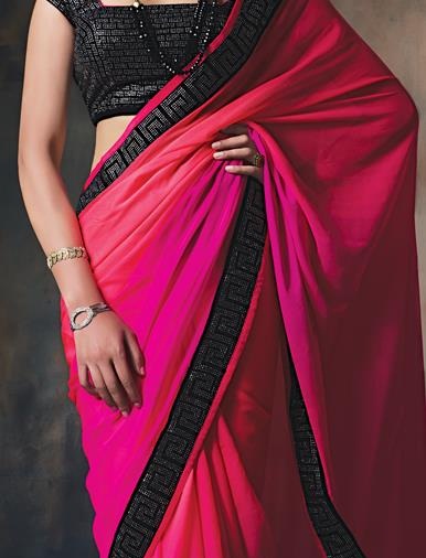 13.Pink chiffon saree med fløjlkant med sten