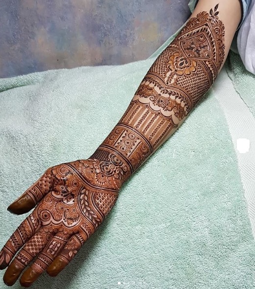 Elegant Full Hands Mehendi Design