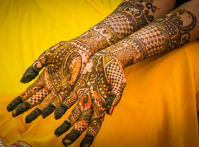 Mehndi -designs til fulde hænder