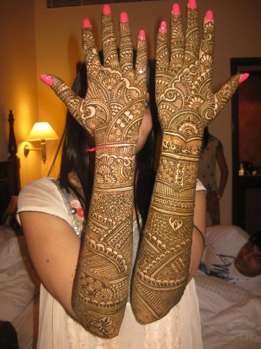 Mehendi -designs til fulde hænder