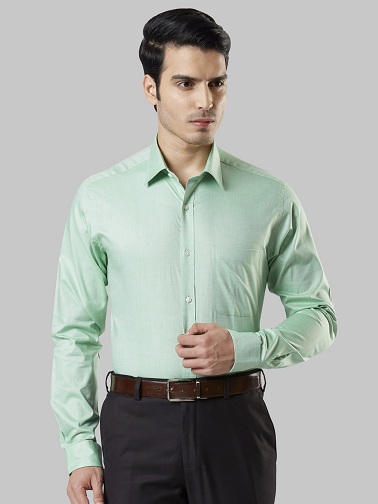 Grøn almindelig formel skjorte