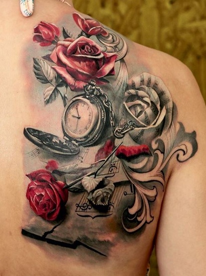 Óra és rózsa tetoválás