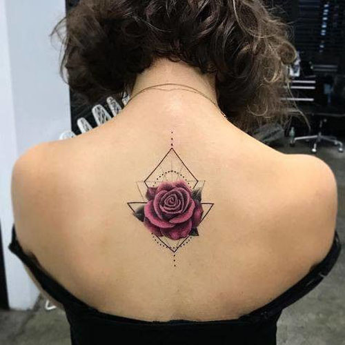 Gyönyörű Rose Tattoo Designs