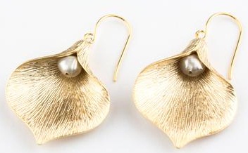 Moderne Calla Lily øreringe med perle