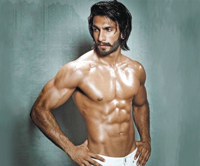 Ranveer Singh hat csomag Abs