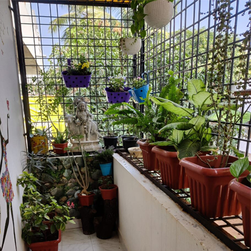 Vertikal balkon havearbejde