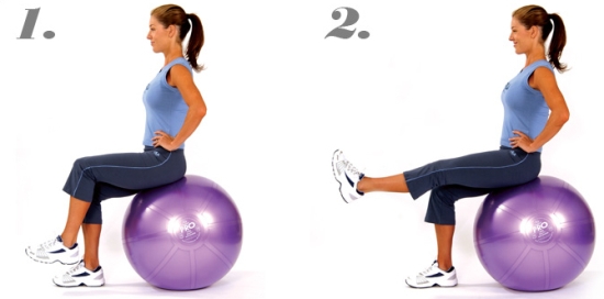 Swiss Ball Siddende Benlifte