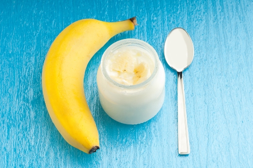 banán és joghurt egészséges ételek kombinációja a fogyáshoz