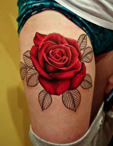 Törzsi ősi rózsa tetoválás