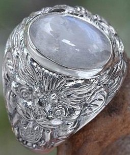 Holdkő drágakő gyűrű