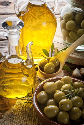 Hjemmelavet balsam til tørre hår - olivenolie