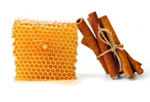 Hjemmelavet balsam til tørre hår - kanel, honning plus mælkebalsam