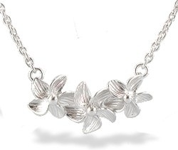 Sølv blomsterdesign halskæde