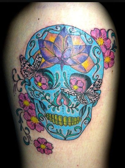 Virágmintás mexikói tetoválás