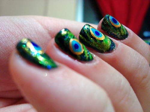 Smukke Peacock Nail Art Designs 8