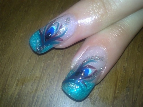 Smukke Peacock Nail Art Designs med billeder