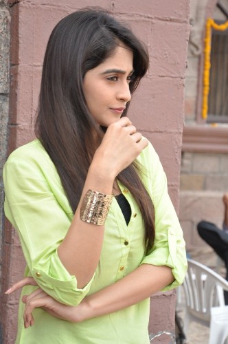 Regina Cassandra smink nélkül 7