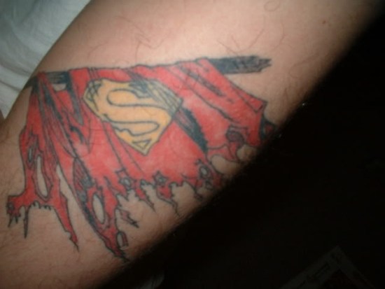 Grenmønster Superman Tattoo Design