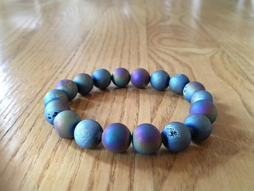 Druzy Matte Rainbow Titanium armbånd