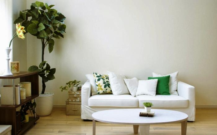 ruukkukasvit olohuone valkoinen sohva kasvit vaaleat seinät