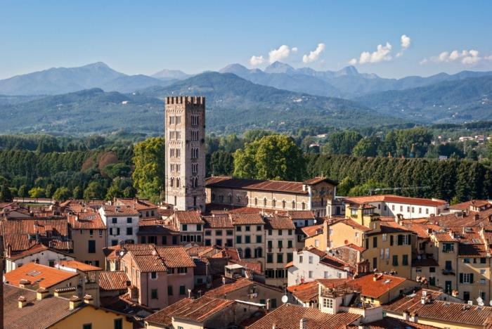 Toscanan loma merellä Lucca