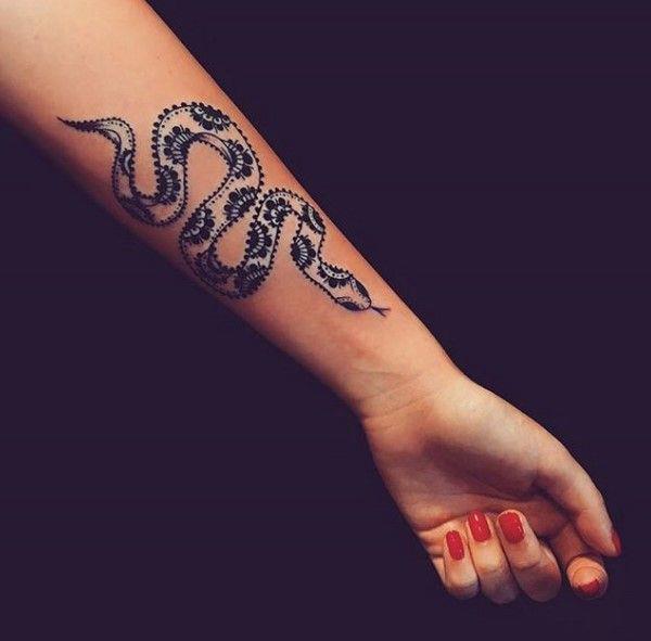 trendikkäitä malleja naisten tatuointeille 2020