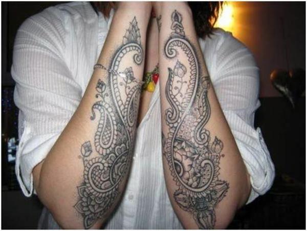 kyynärvarren tatuointi nainen kuvia meri inspiraatiota