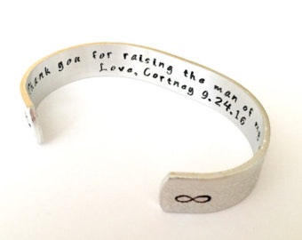 Personligt svigermor armbåndsdesign