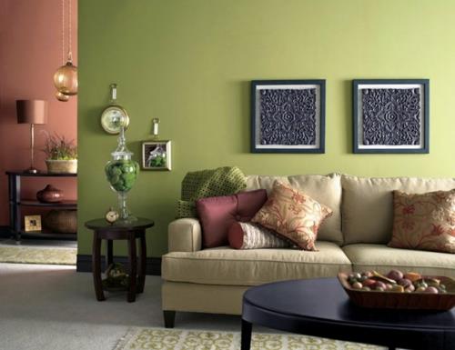 ympäristöystävällinen puhdistus kodin vihreän seinän sohvatyynyille