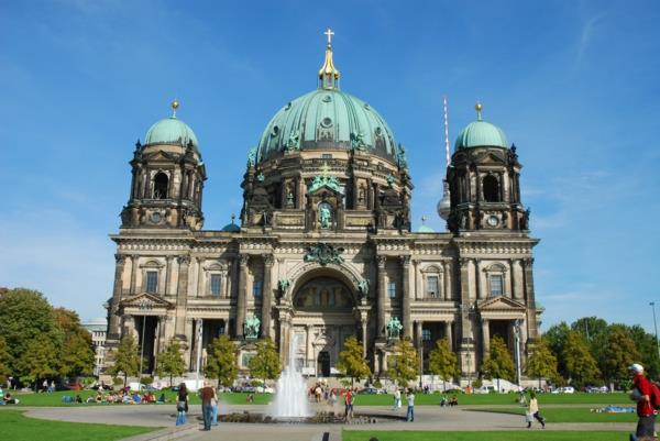 lomakohteet Eurooppa berliini katedraali lustgarten