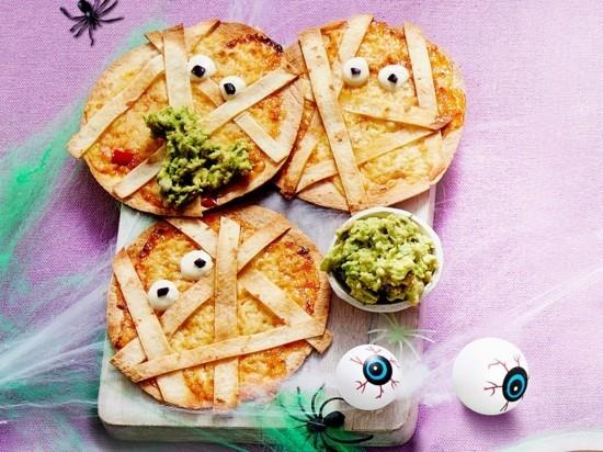 kasvissyöjäpizzan täytteen ideoita muumioita guacamolea