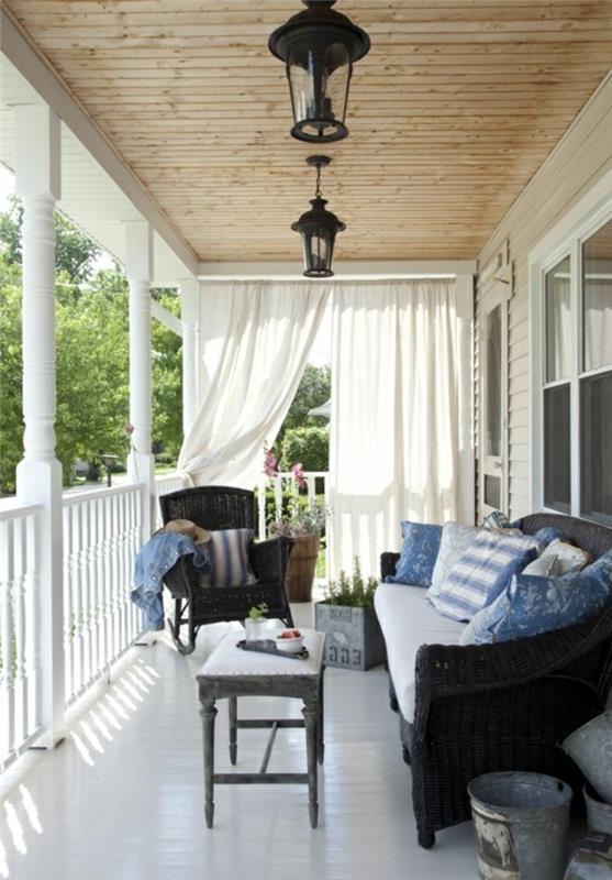 Luo veranta romanttisella ilmapiirillä