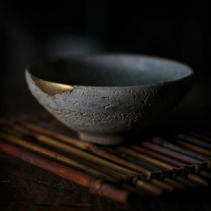 wabi saber bowl kintsugi koristella