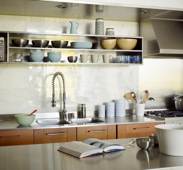seinän suunnittelu keittiö yksinkertaiset keittiölaatat metallipinnat pieni keittiö