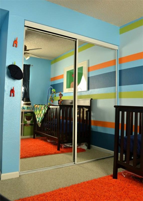 seinän suunnittelu lastenhuone raidallinen seinä sisäänrakennettu vaatekaappi
