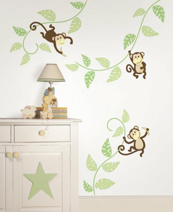 seinätarrat lastentarha -apinat istuttavat lastentarhakalusteita