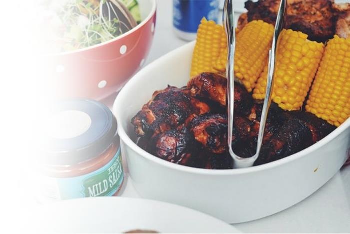 mikä houkuttelee hyttysiä lämmittämään grilliltä