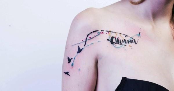 vesiväri tatuointi kirjoittamalla naisten tatuointi