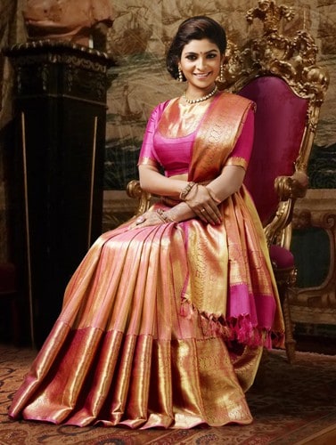 Pink og Golden Wedding Saree