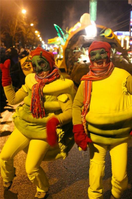 weiberfastnacht 2015 karnevaaliasut quebec -karnevaaliparaatti