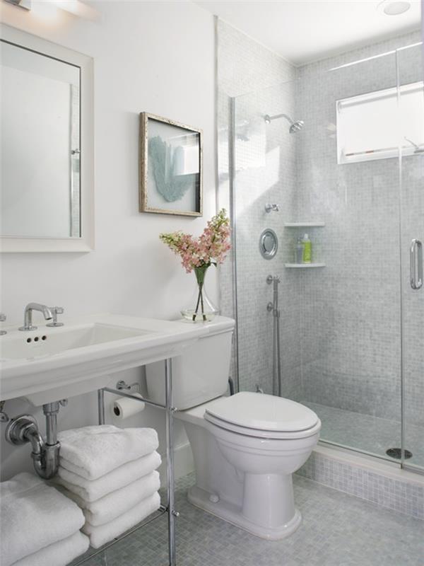 valkoinen seinämaali pieni kylpyhuone kylpyhuone laatat kylpyhuoneen peili