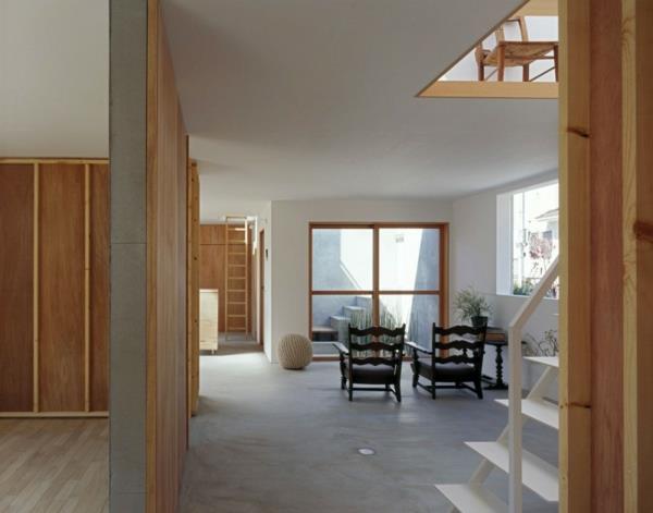 Valkoinen läpinäkyvä talo aasia design nojatuolit