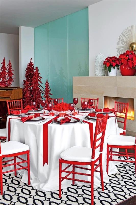 Joulupöydän koristeet punaisia ​​ja valkoisia yhteensä