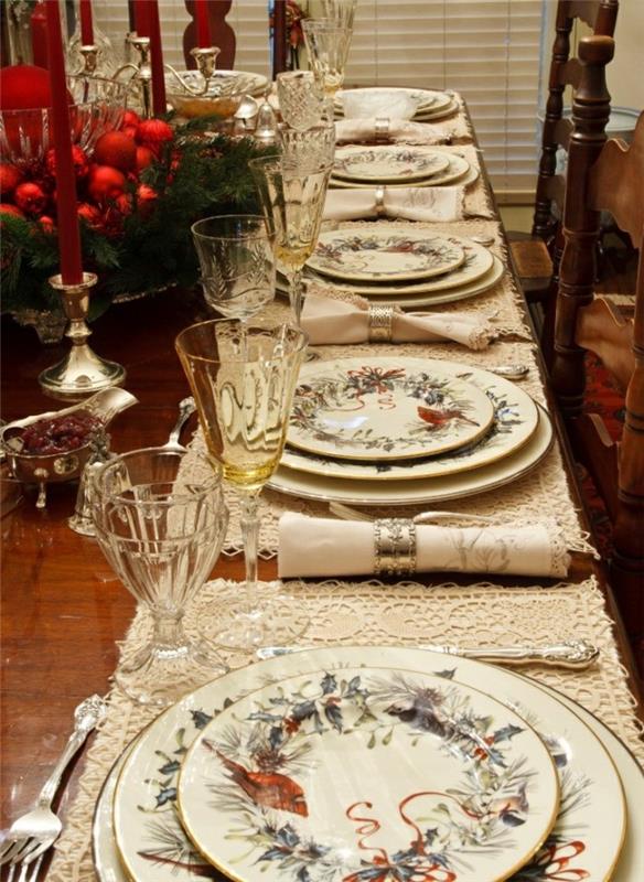 joulupöydän koristelu klassinen ikea