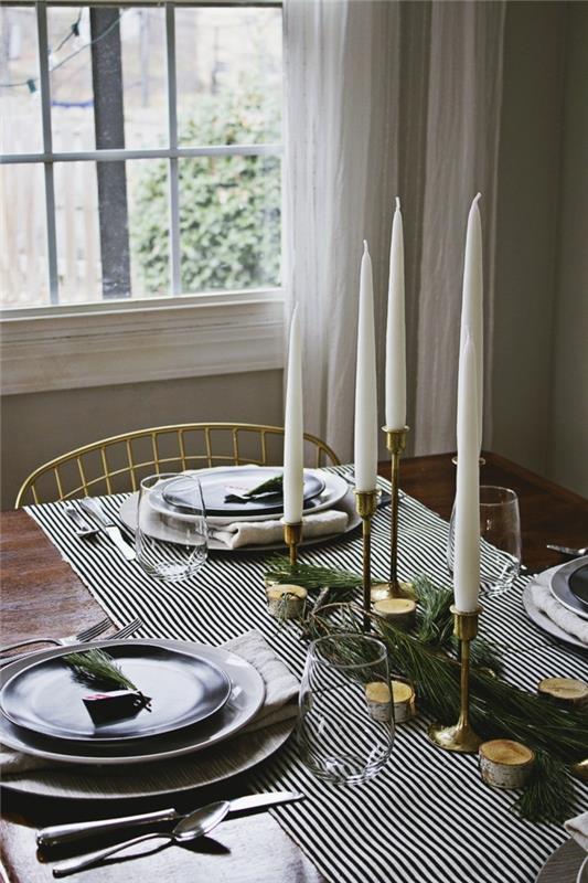 joulupöydän koristelu klassinen lautanen musta harmaa