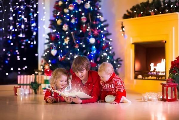 jouluvalot välkkyvät valot lapsen adventtiseppele