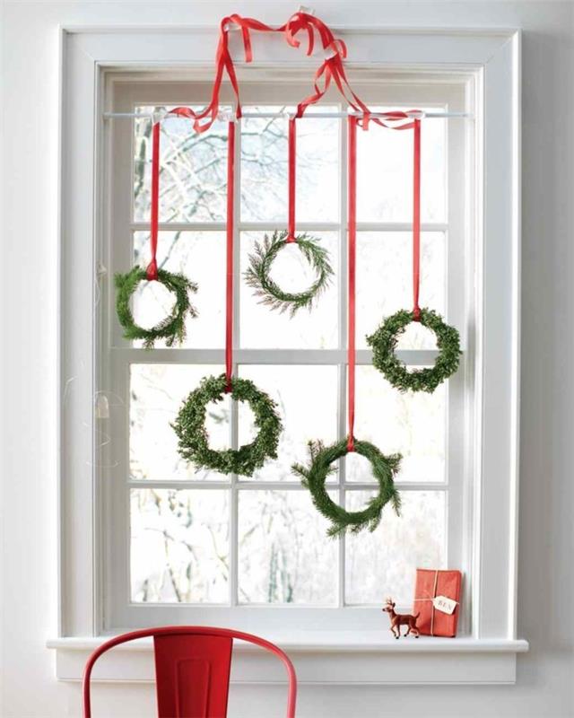 joulukoriste ikkunan tuoreus riippuva sisustus vihreä punainen