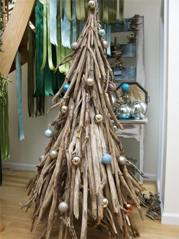 joulukoristeiden ideoita joulukuusi koristeet joulupallot driftwood diy deco