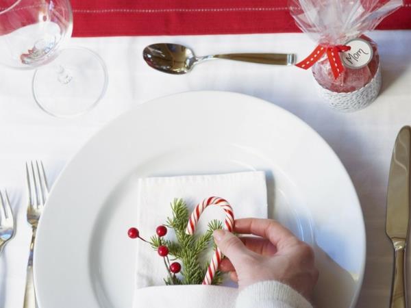 joulukoristeiden ideoita pöydän koristeita kunnon karkkia